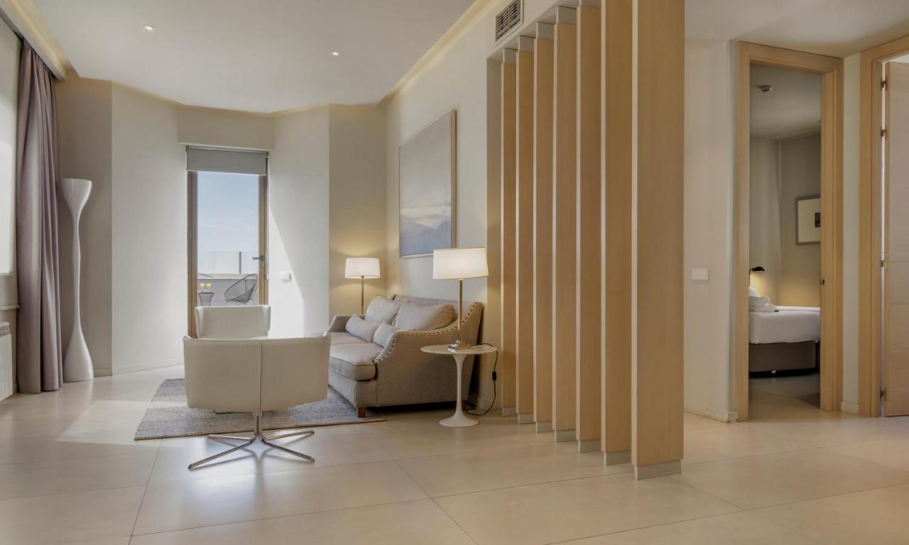 Apartment with Terrace,1233929636:JPEG